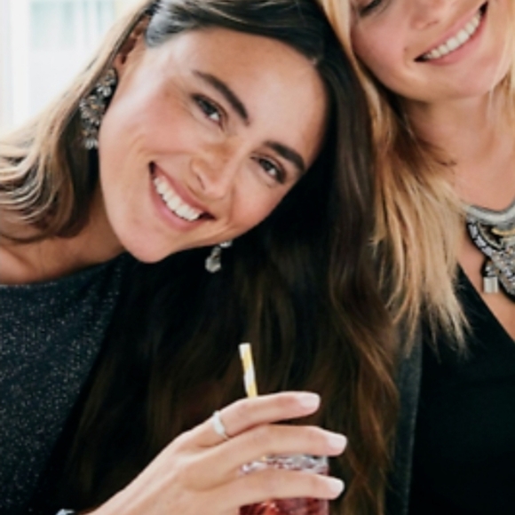 Stella & Dot Emma Triple Wrap Bracelet Brand New In Original Box  $69 - Picture 3 of 3